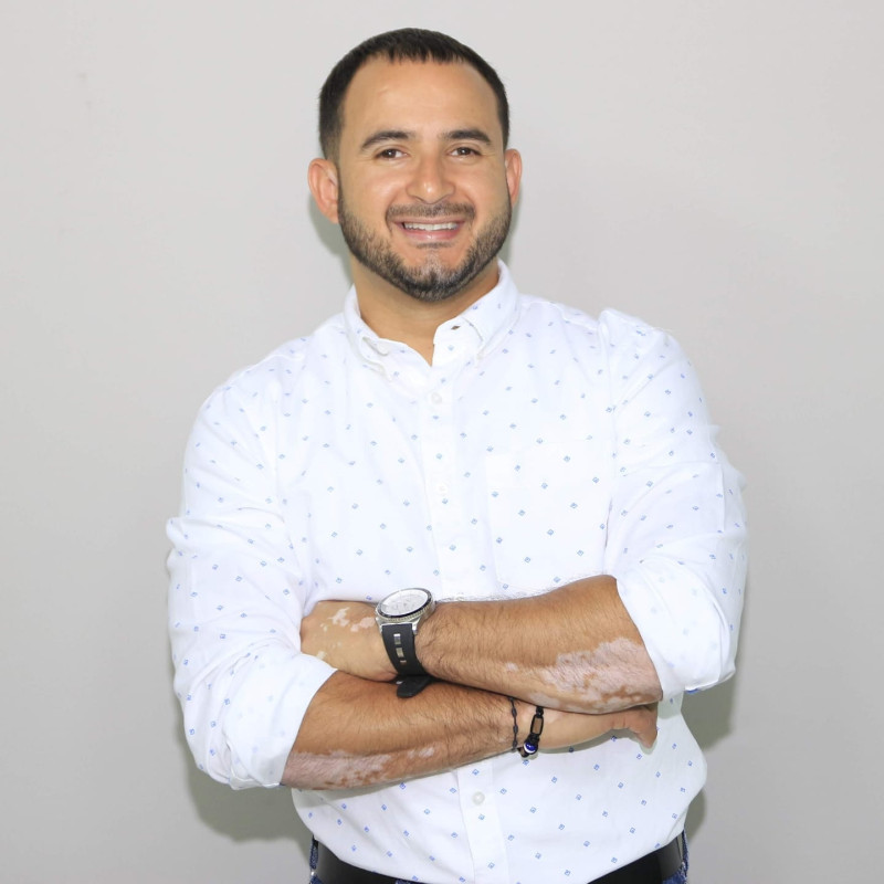 Luis René Fernández Tavárez  representante del PRM  en Santiago.