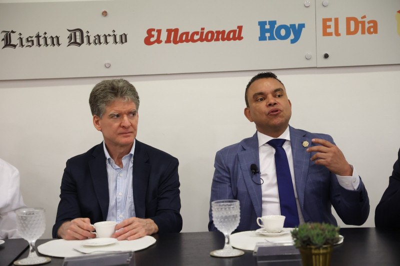 El doctor Julio Landrón, hizo el anuncio durante su participación en el Almuerzo Semanal del Grupo de Comunicaciones Corripio.