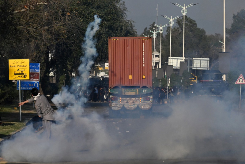 Ataques de Irán contra el portaaeronaves estadounidense 'Abraham Lincoln'.