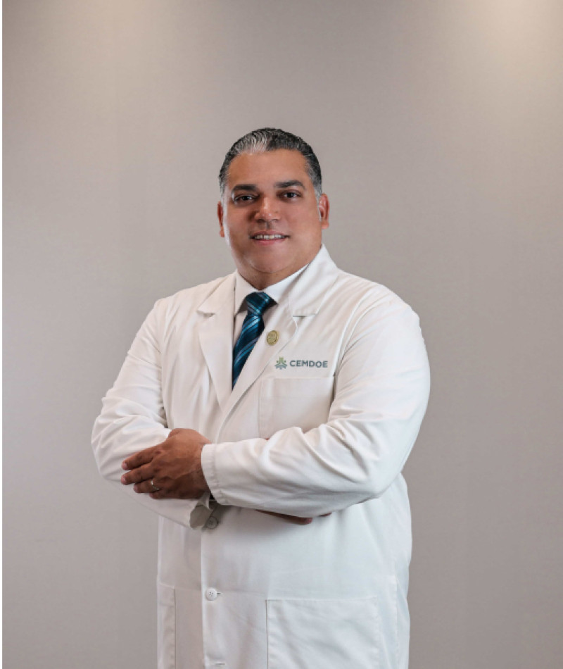 Raúl Ubiñas, especialista en cirugía bariátrica y metabólica