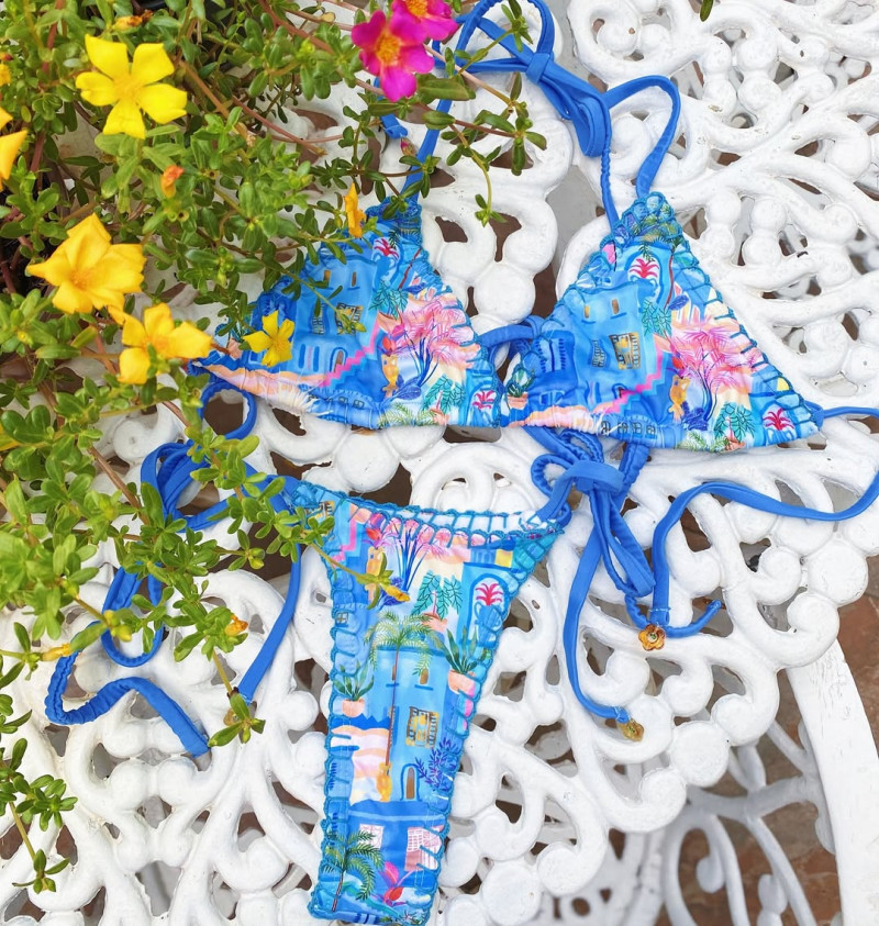 Colonial city bikini, GR
