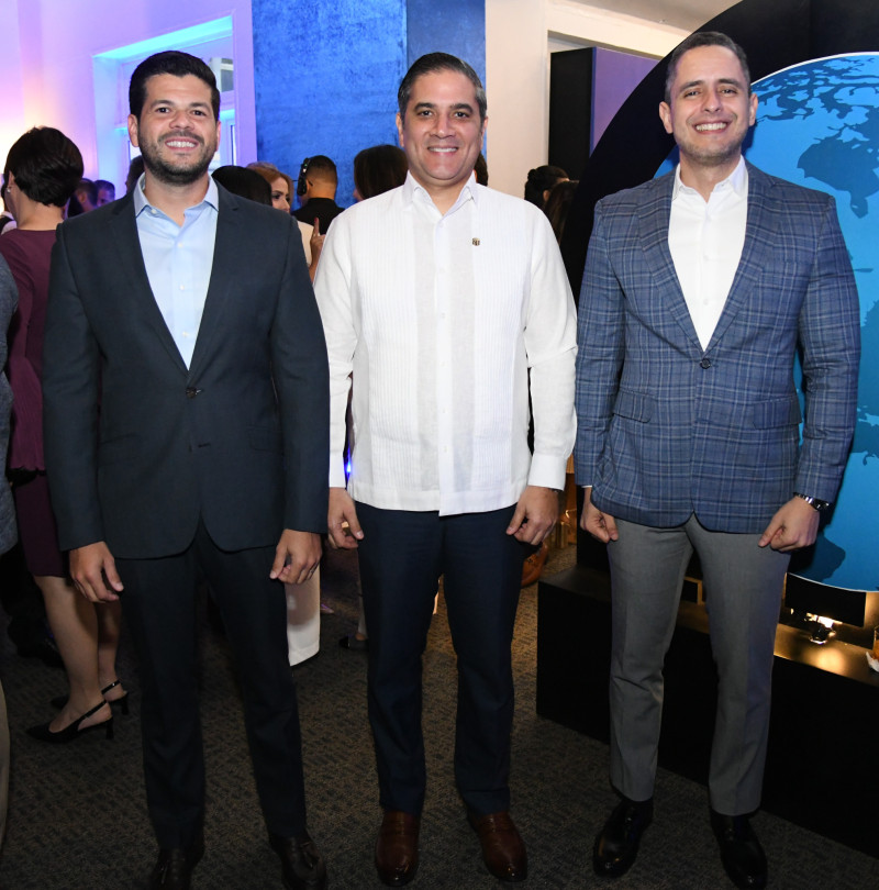 Emmanuel Concepción, Héctor Álvarez y Rafael De Peña.