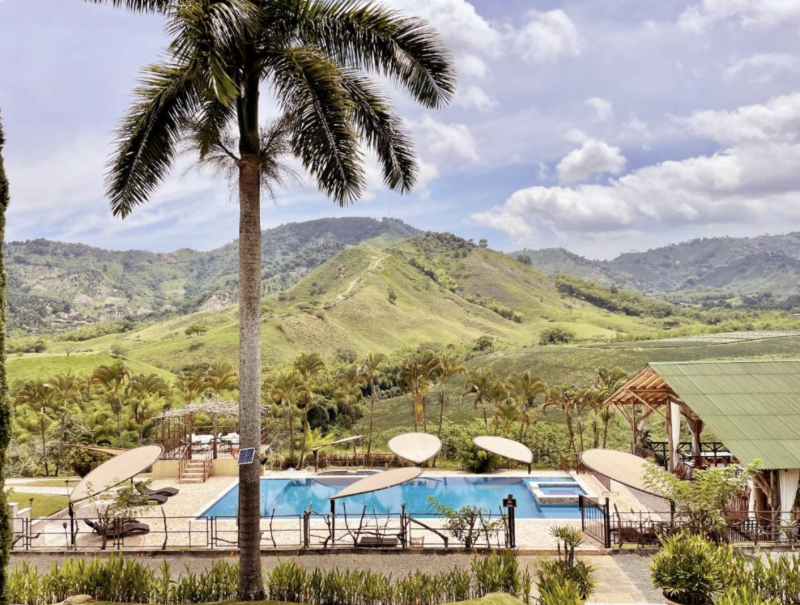 Casa San Carlos Lodge: una pausa entre montañas en el corazón del Eje Cafetero colombiano