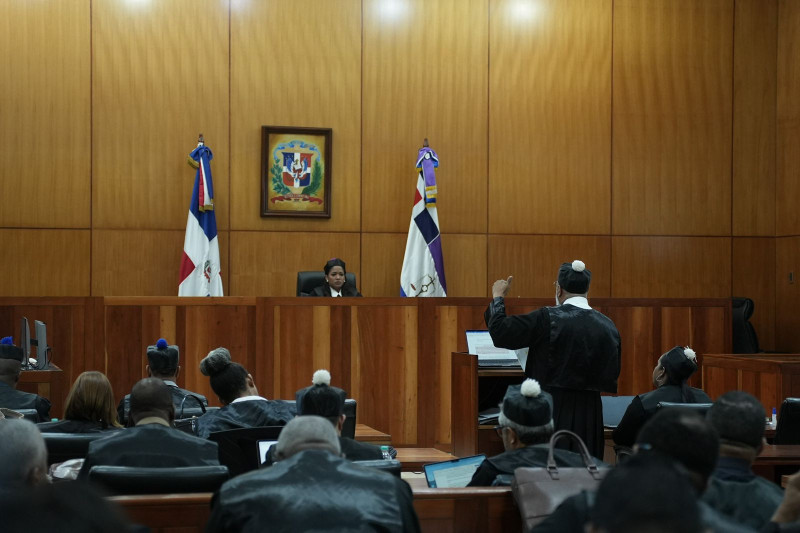 La jueza Altagracia Ramírez, del Cuarto Juzgado de la Instrucción del Distrito, ordenó el receso de la audiencia.