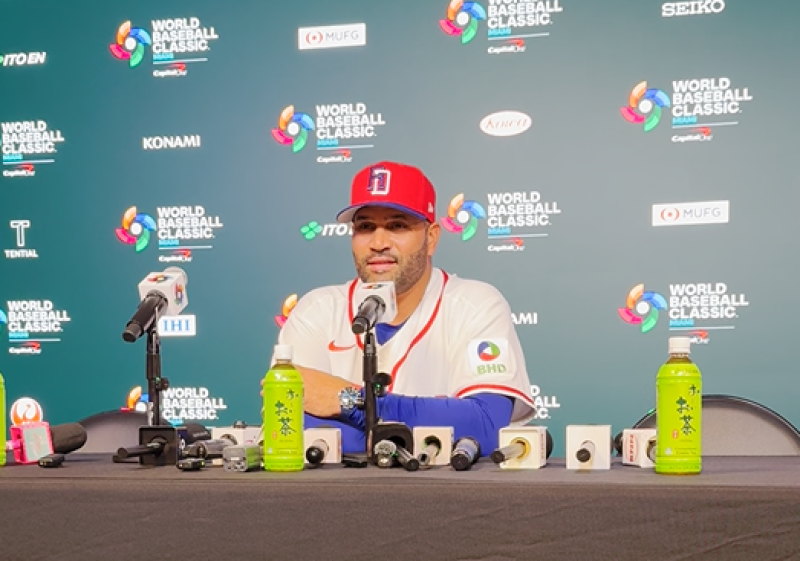 Albert Pujols en rueda de prensa por el Clásico Mundial 2026.
