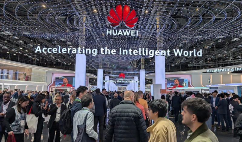 Asistencia masiva de público al Congreso Mundial de Móviles.