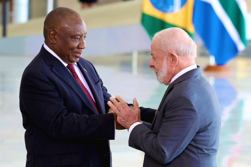 El presidente de Sudáfrica, Cyril Ramaphosa y el presidende de Brasil, Luiz Inácio Lula da Silva en Brasilia.

REMITIDA / HANDOUT por PRESIDENCIA DE SUDÁFRICA
Fotografía remitida a medios de comunicación exclusivamente para ilustrar la noticia a la que hace referencia la imagen, y citando la procedencia de la imagen en la firma
09/3/2026