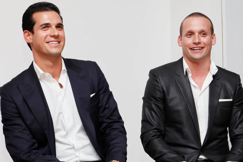 Oren y Tal Alexander, reconocidos corredores inmobiliarios en Estados Unidos.