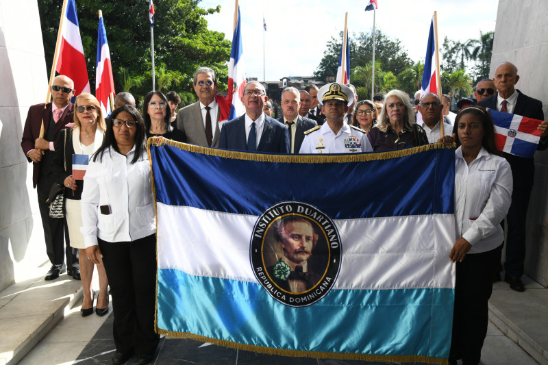 El Instituto Duartiano rindió tributo a Sánchez.