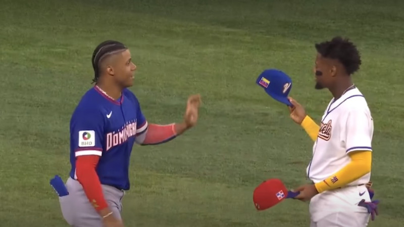 Juan Soto junto a Ronald Acuña Jr en el Clásico Mundial de Béisbol 2026.