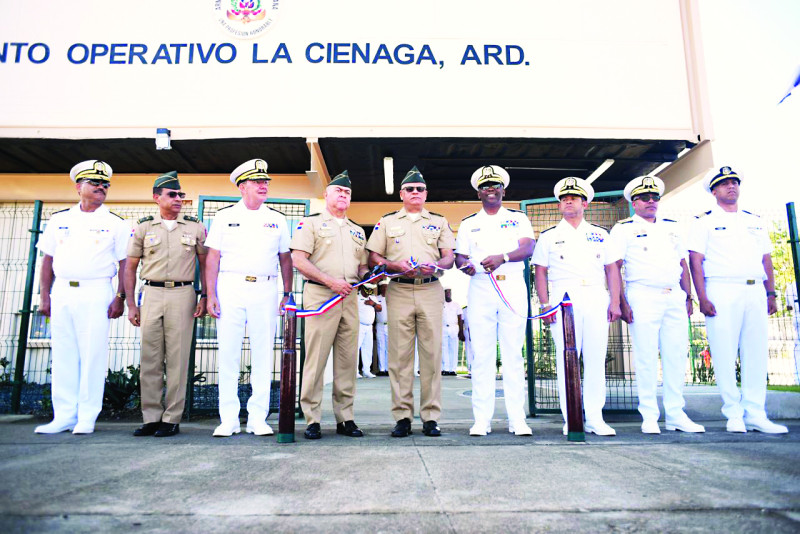 Funcionarios militares dejan inaugurada una moderna estación en el sector La Ciénaga