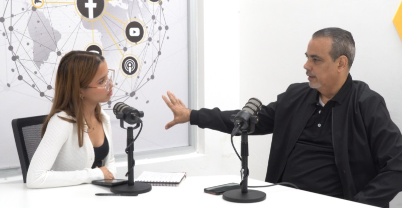 Cristóbal Moya, sobreviviente de la tragedia de la discoteca Jet Set, narra sus vivencias a la periodista de Listín Diario, Nayrobi Cruz.