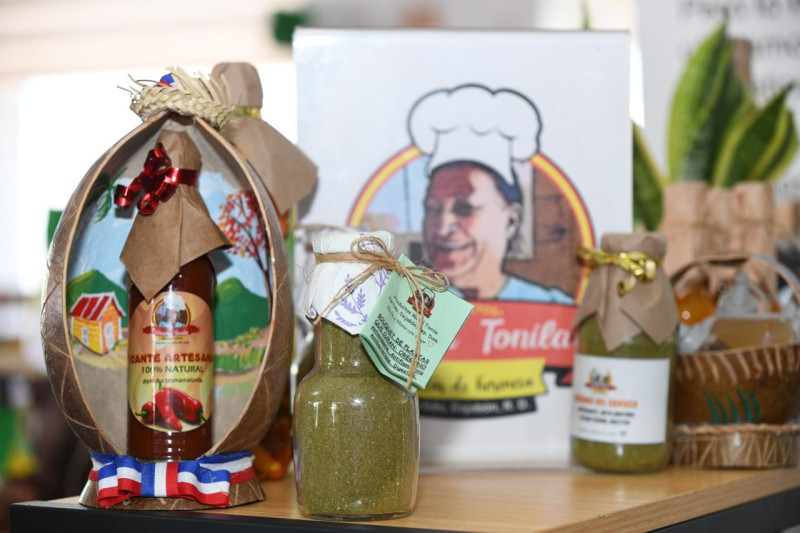 Productos “Mamá Tonila”, en su expocisión en la Feria Agropecuaria Nacional.