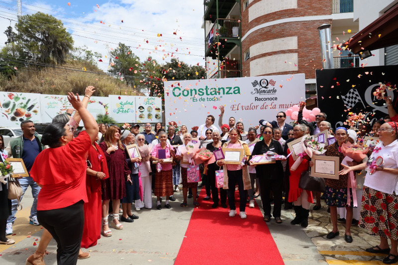 En la actividad reconocieron  unas 35 mujeres del municipio con ocho hijos o más