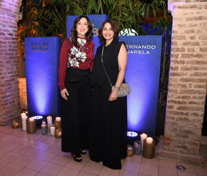 Carmen Abott y Enilda Campusano.