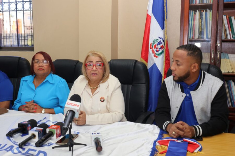 Los gremios de enfermería convocan a un “piquete” frente al Palacio Nacional el lunes 23.