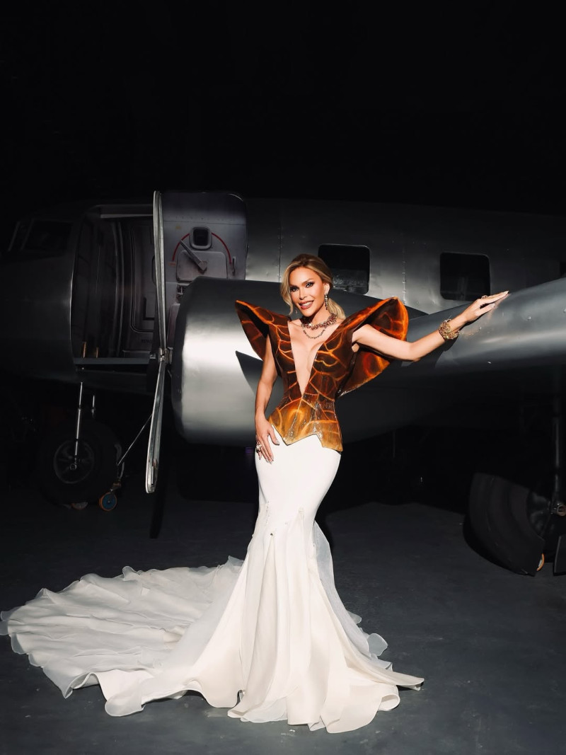 Cambio de look de Georgina Duluc en Premios Soberano 2026.