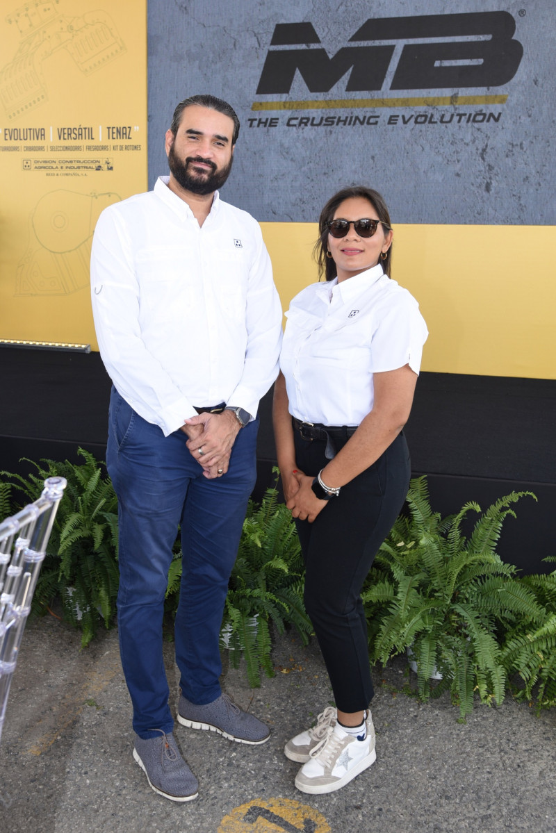 Bryan Tejeda y Massiel Vasquez