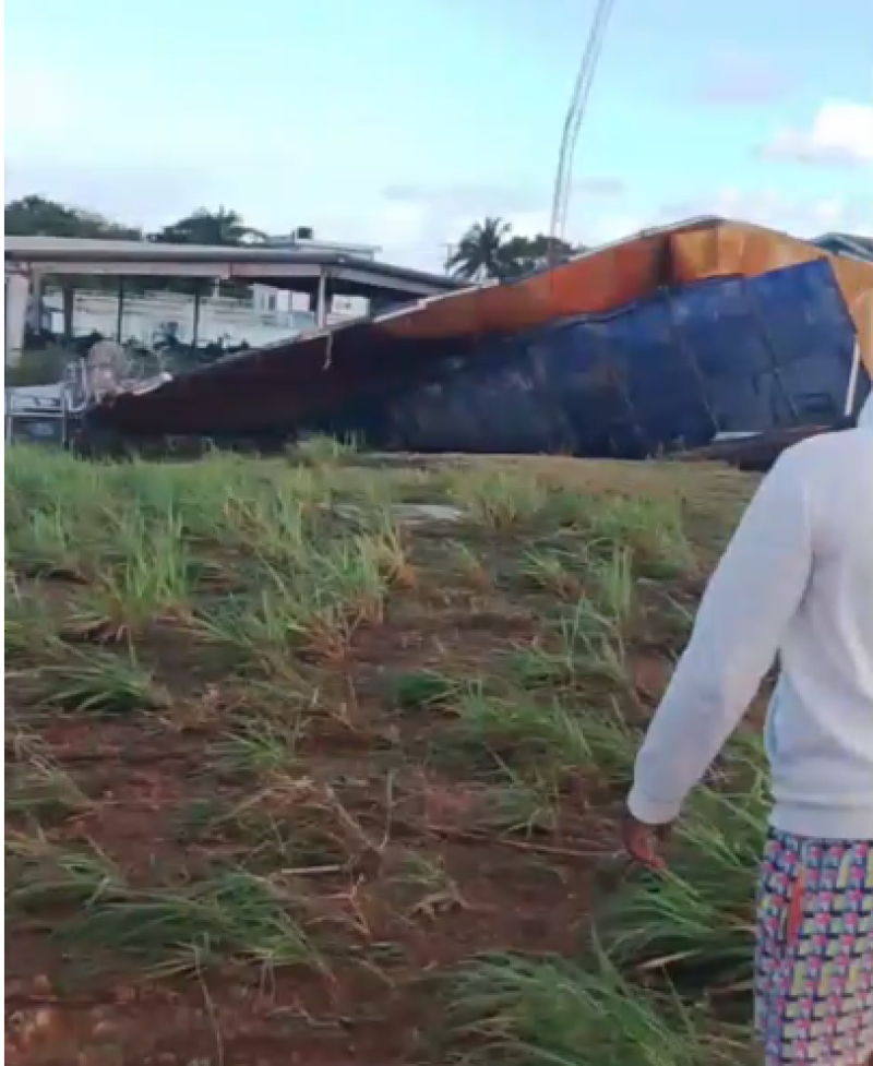 Una vivienda del sector La Capitalita resultó afectada por la explosión.