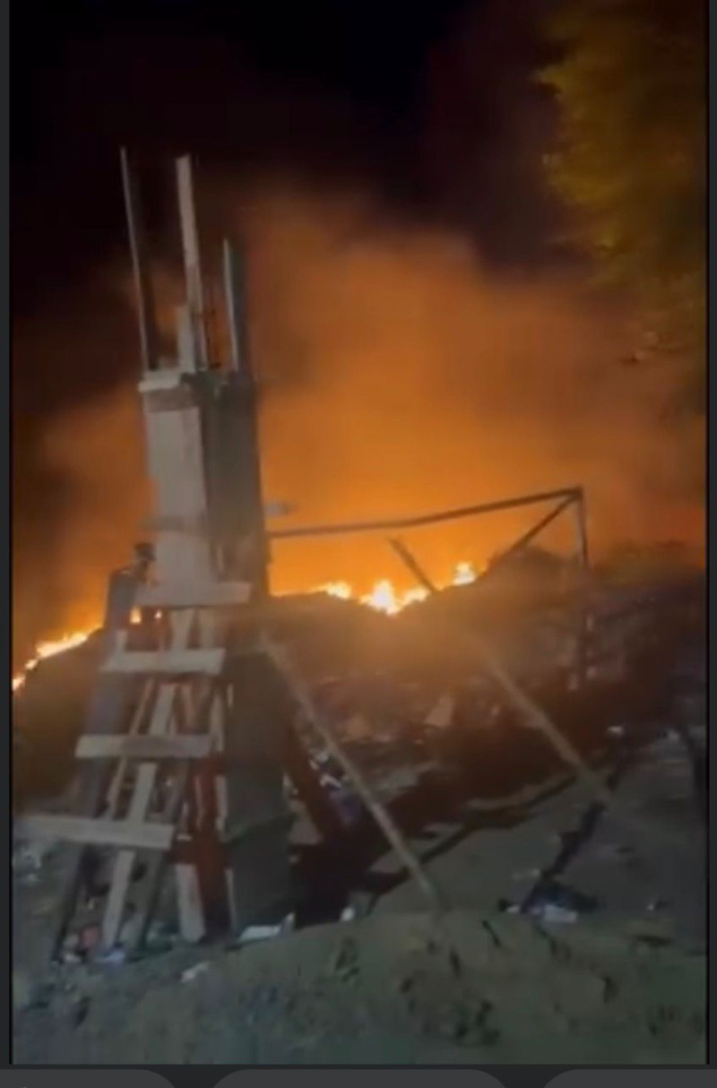 Imagen del incendio en Sabana Iglesia, Santiago.