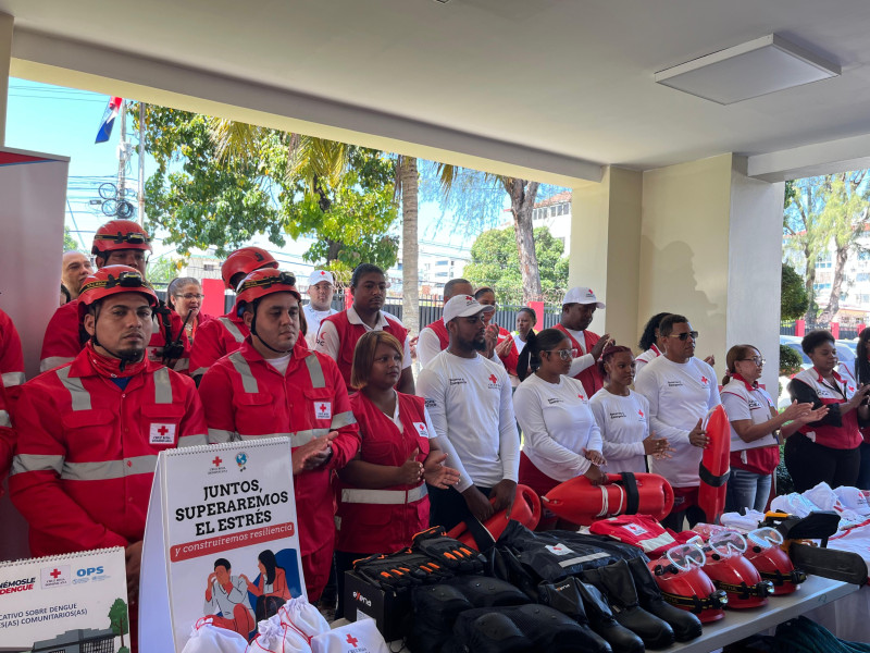 Con un total de 10,245 personas distribuidas en toda la geografía nacional, cinco bancos de sangre y 171 ambulancias, la Cruz Roja Dominicana lanza Operativo Interno Semana Santa 2026