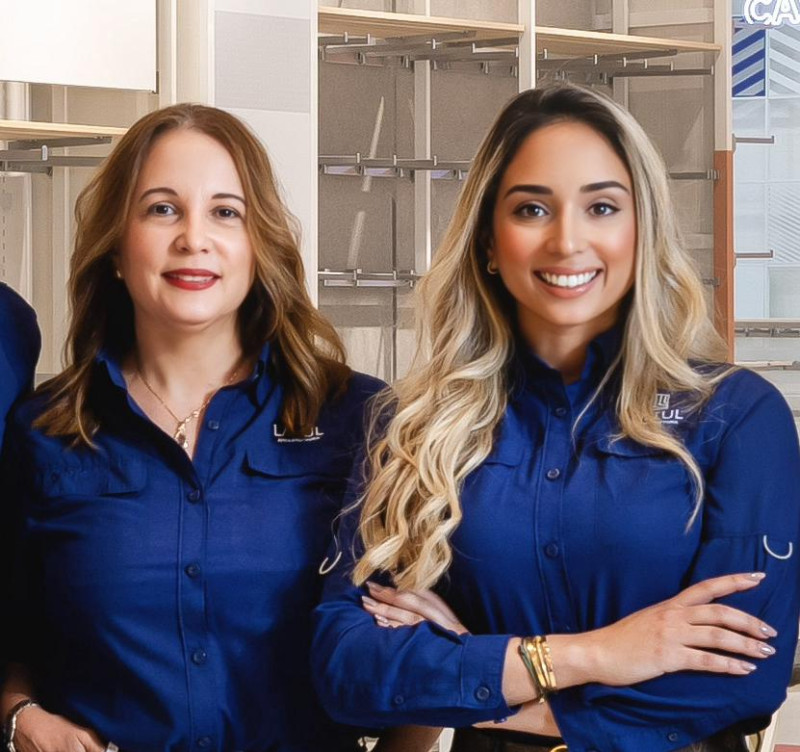 ROXXANA MARTINEZ Y LAURA FATULE