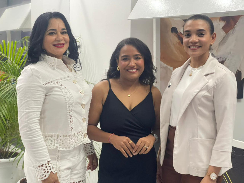 Alis Báez, Jennifer Montilla y Rosanna Pascasio.
