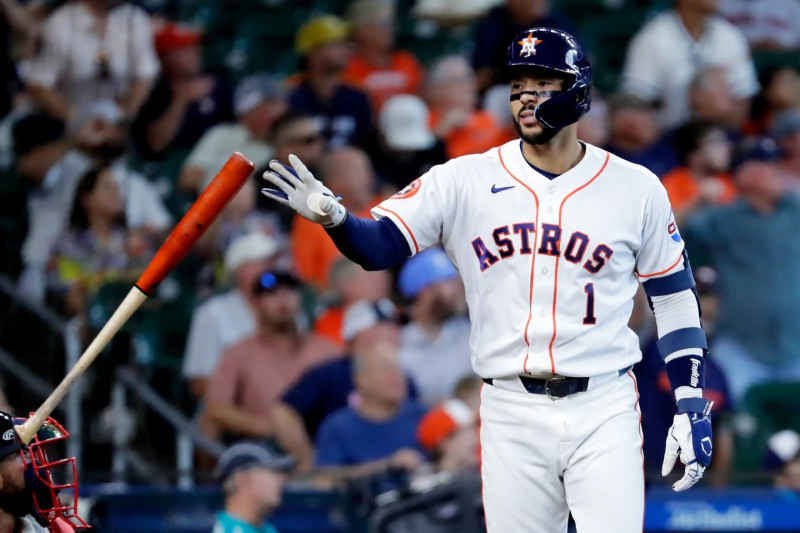 Carlos Correa remolcó tres carreras y lideró la ofensiva de los Astros.