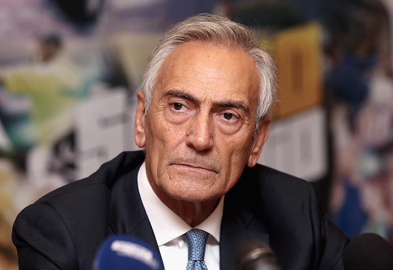 Gabriele Gavina no soportó mucho y reuninció a su cargo como presidente de la Federación de Italia 48 horas después de que el equipo fuera derrotado por Bosnia.