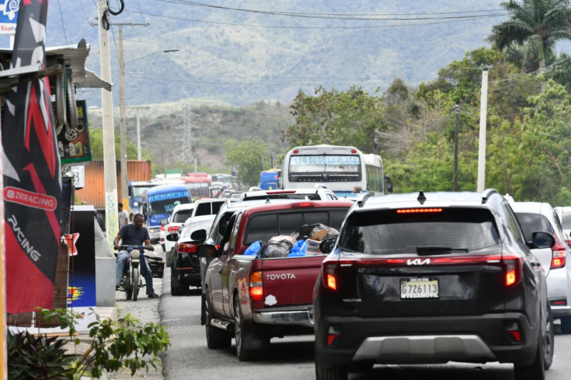 Tramo de carretera Sánchez que presentaba el taponamiento.