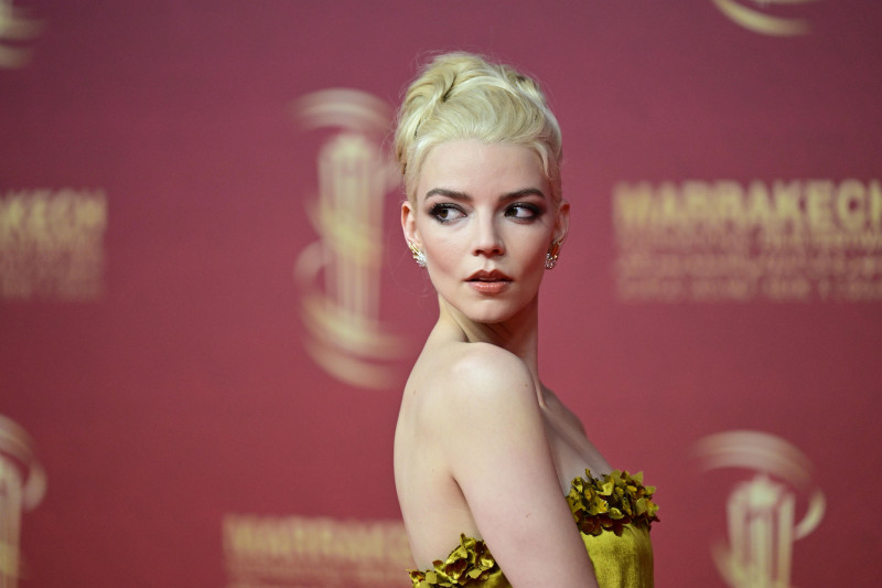 La actriz Anya Taylor-Joy es una de las famosas que cumple 30 años en 2026. EFE/EPA/JALAL MORCHIDI