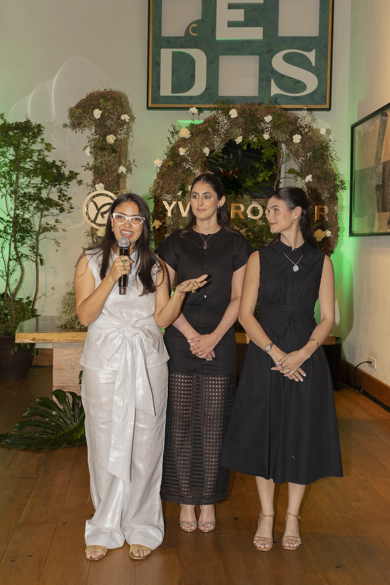 Joarla Caridad, María Calderón y Mathilda Ron