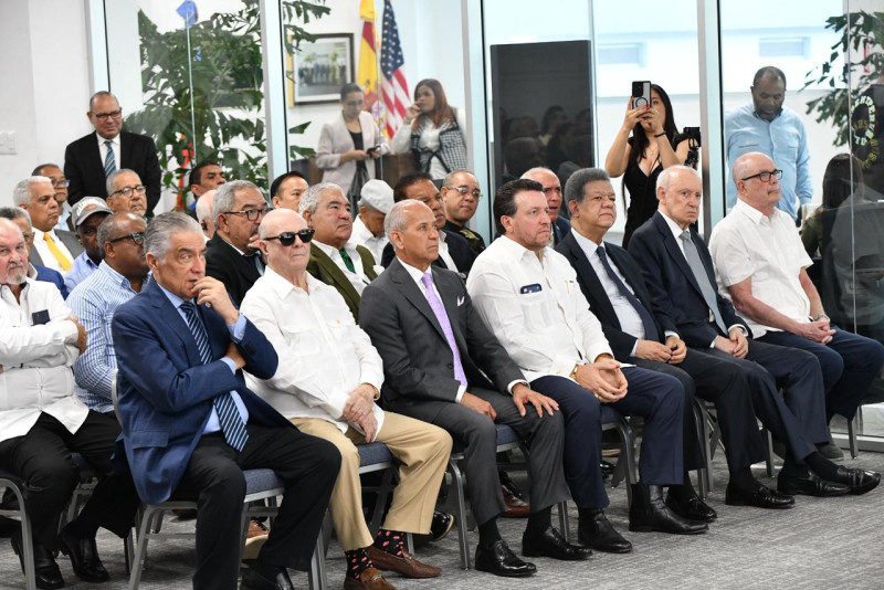 Parte de los asistentes al acto realizado en la sede de Unicaribe.