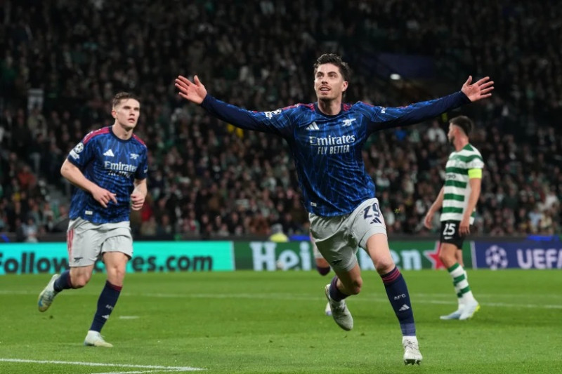 Kai Havertz del Arsenal celebra tras abrir el marcador en el encuentro de ida de los cuartos de final de la Liga de Campeones ante el Sporting de Lisboa el martes 7 de abril del 2026.