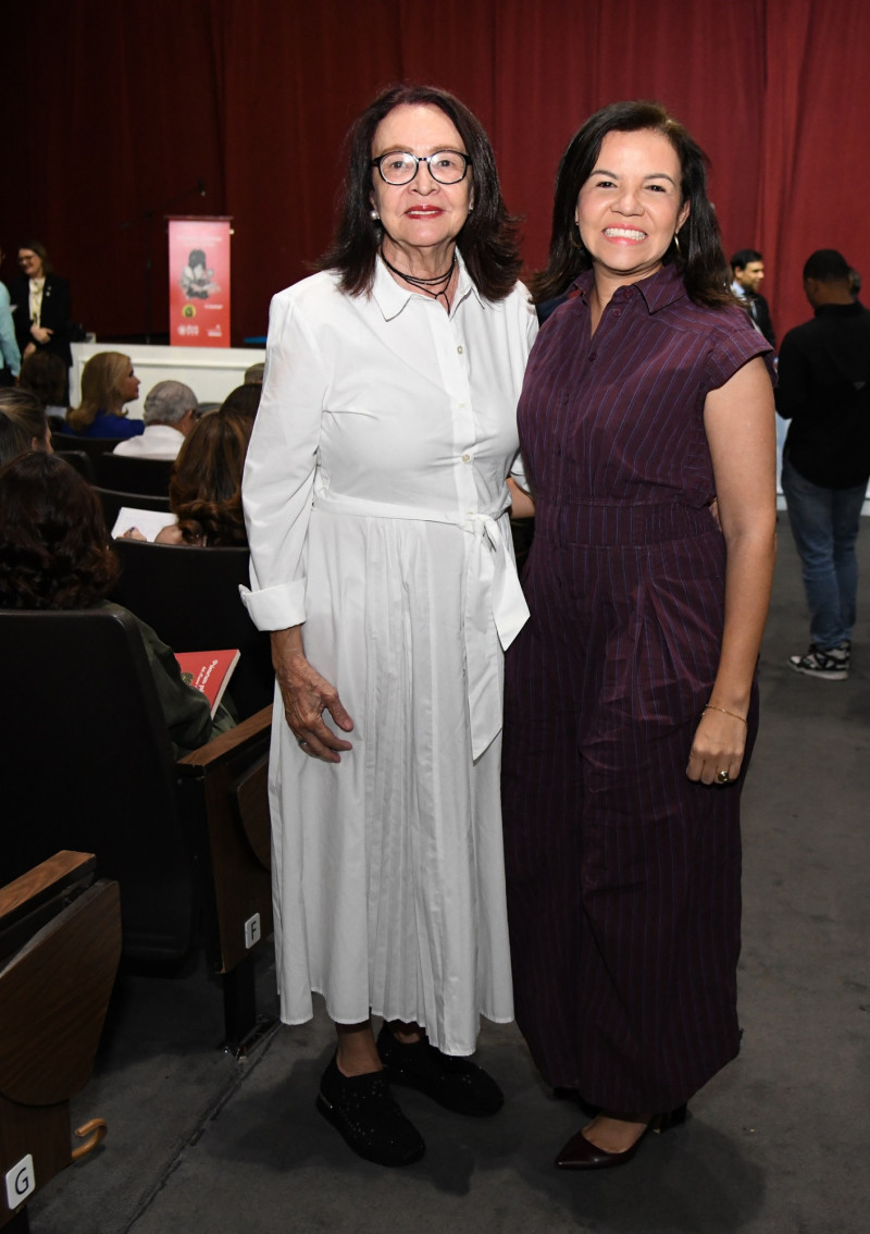 Daisy Caba y Carol Félix