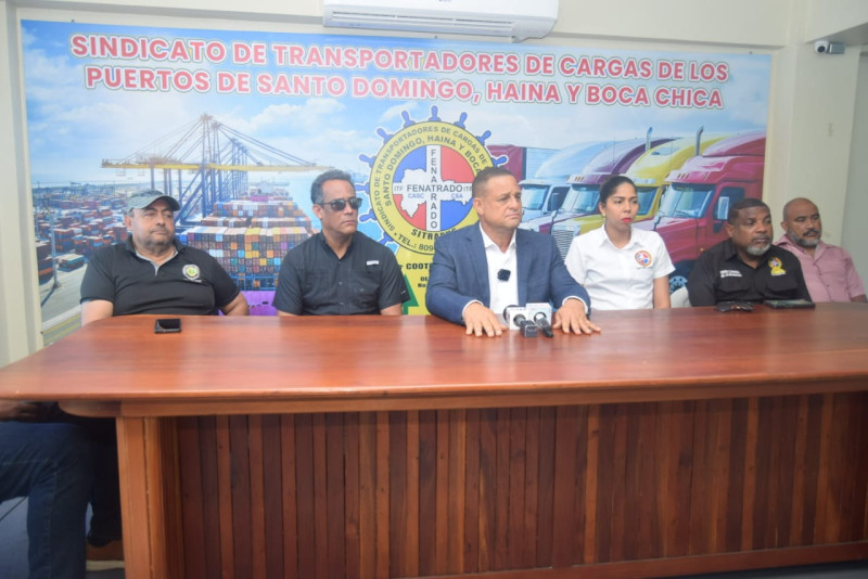 Dirigentes del sector transporte