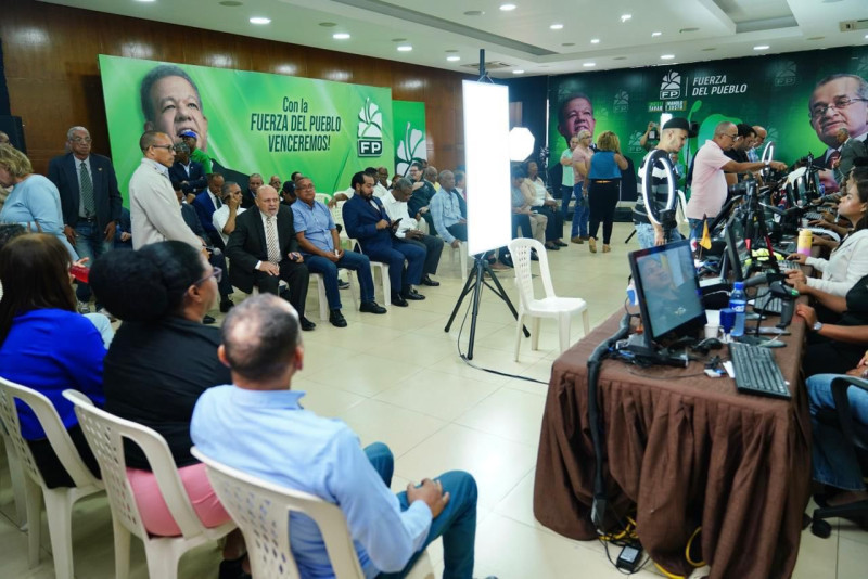 La Junta Central Electoral inició el pasado domingo la entrega de cédula a la población.
