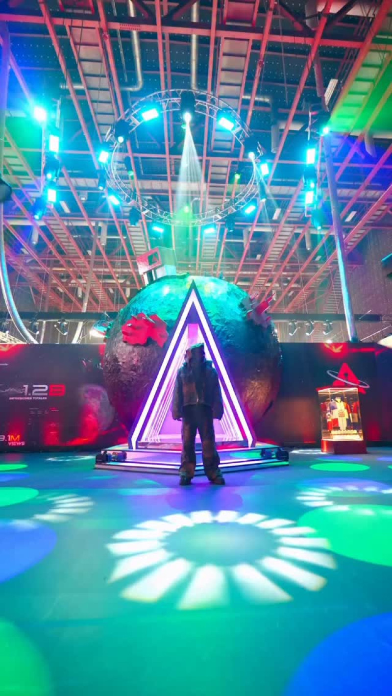 Santiago Matías presenta "Planeta Alofoke".