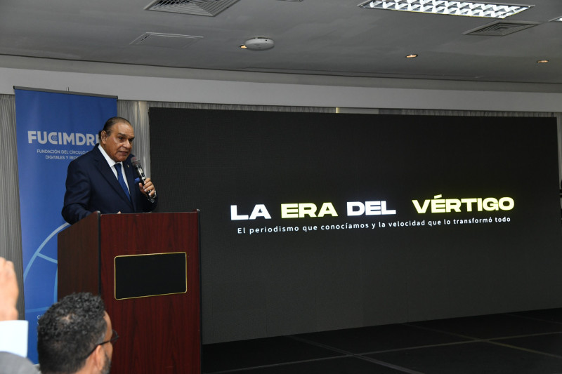 Miguel Franjul durante conferencia de medios digitales