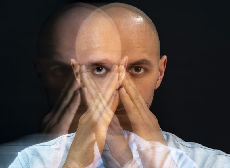 El psicópata encubierto es un narcisista que presenta un nivel muy elevado de distorsión mental, según los especialistas. Foto: Freepik.