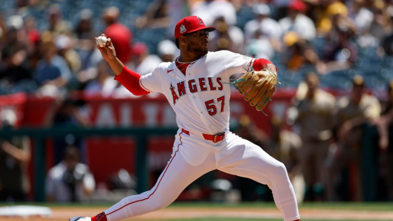 Walbert Ureña lleva siete entradas y dos tercios en tres participaciones en la MLB.