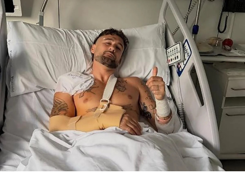 Dani Fernández fue intervenido quirúrgicamente con éxito de la lesión en un hombro.