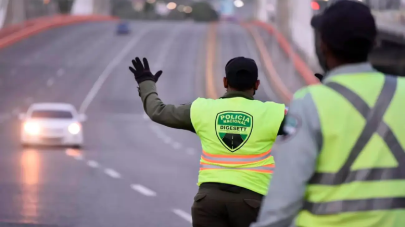 La institución explicó que la fiscalización y el control en las vías públicas corresponden a la Digesett.