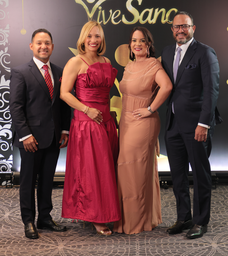 Anderling Ortiz, Glennys Fernández, Jennifer Betancourt y Rufino Santos.