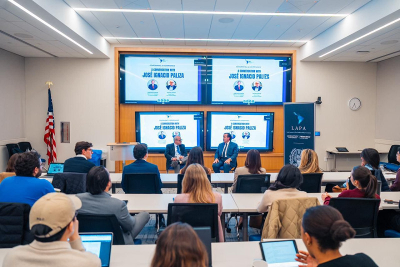 La conferencia en la que participó el ministro dominicano en Washington tenía de título “Democracy & Governance: A Conversation with José Ignacio Paliza”.