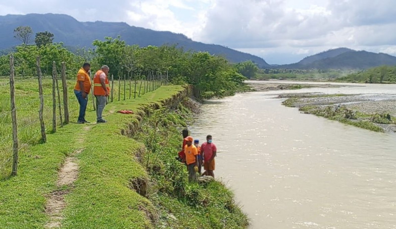 La Defensa Civil recuperó en Monseñor Nouel el cuerpo de un joven de 22 años.