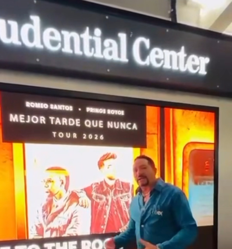 Frank Reyes actuó junto a Romeo Santos y Prince Royce en el Prudential Center.