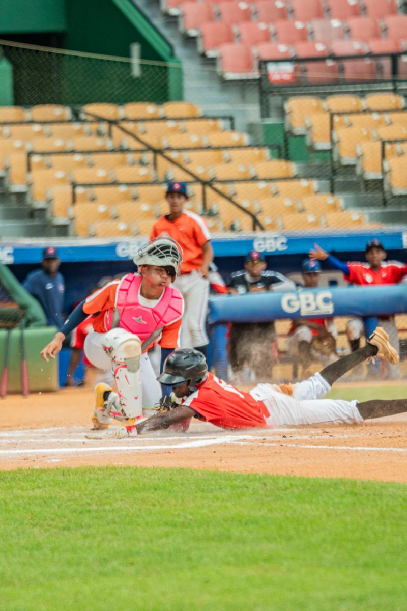 Más de 130 prospectos participaron de manera activa en los showcases realizado por la MLB en el estadio Quisqueya