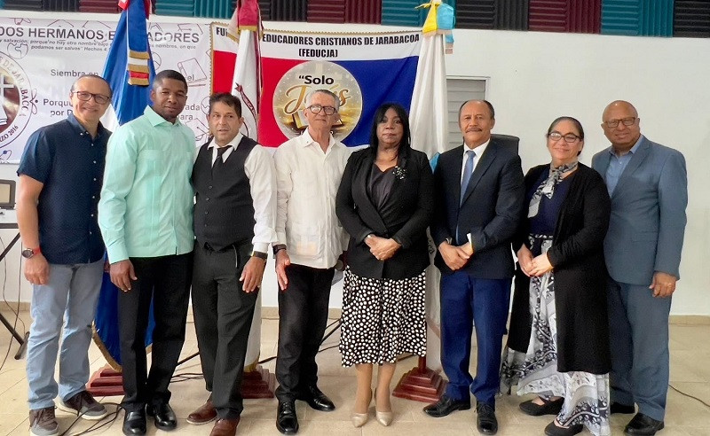 Celso Pérez Flores, Josué Marión, Geury Días, Manuel Contreras, Vianela Pineda, José Antonio Chery, Griselda de Chery y Samuel Reyes.