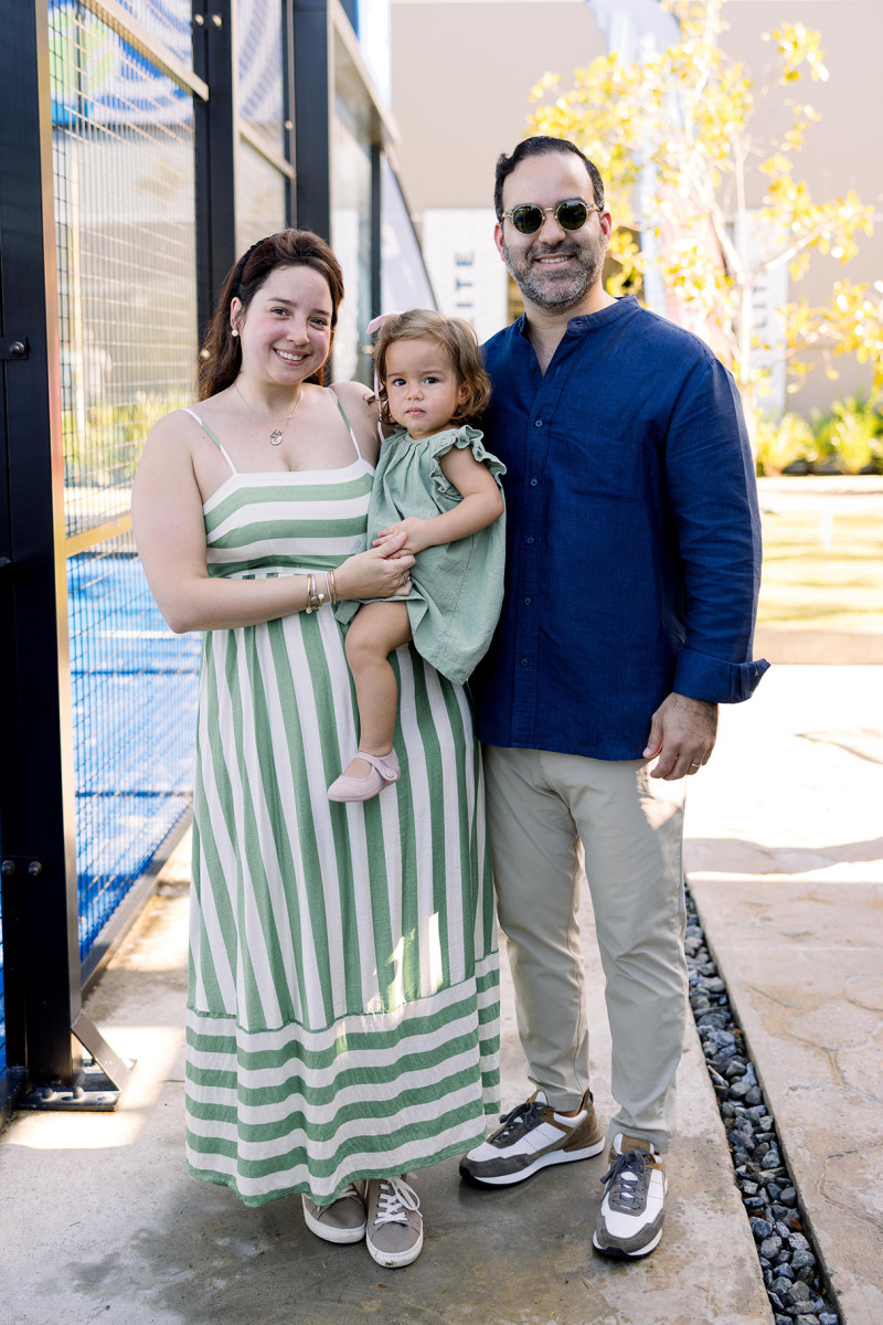 Leonor Florentino, Elise Frias Florentino y Jimmy Frias.